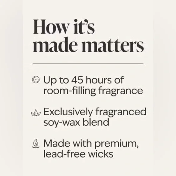 Bath & Body Works Crushed Candy Cane Candle - Festive Pink - Picture 2 of 2